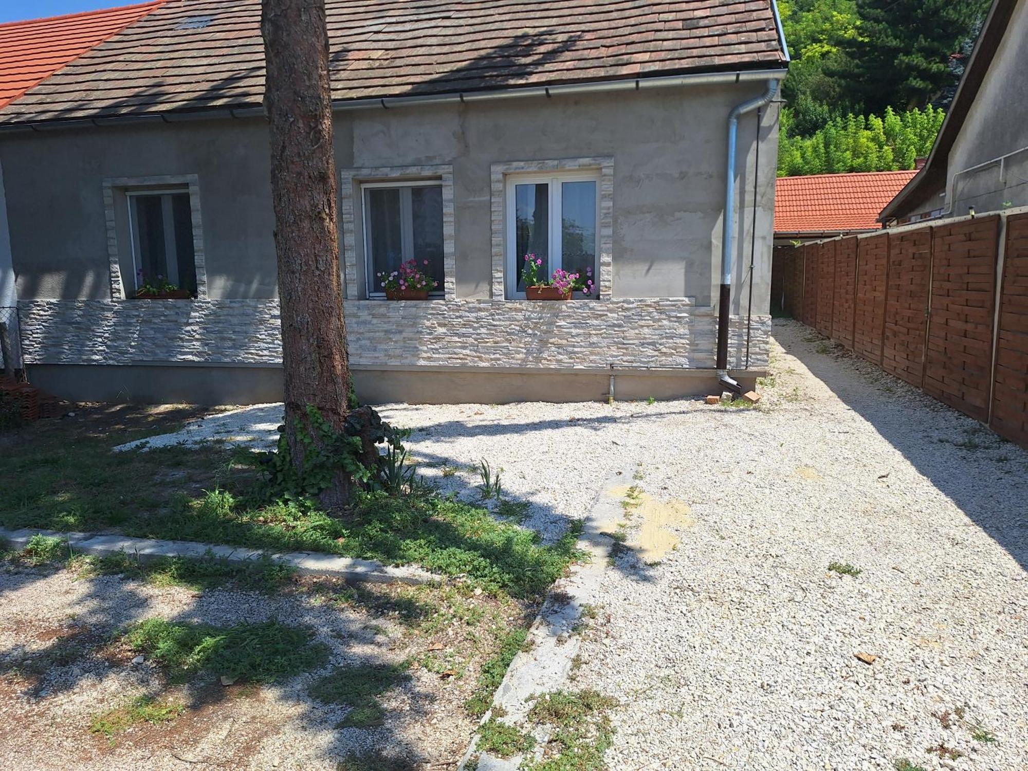 Balcsi1 Apartment Balatonfůzfő Bagian luar foto